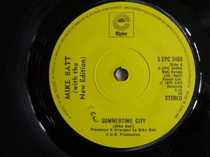 MIKE BATT - SUMMERTIME CITY 1975 7" VINYL SINGLE. SEPC 3460. - Picture 1 of 2