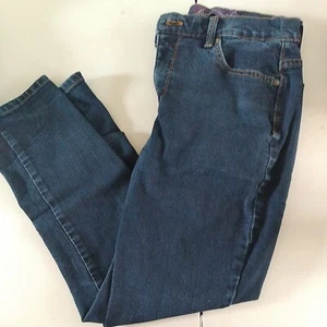 Vaqueros cortos de mezclilla Gloria Vanderbilt para mujer, talla 6P, azul oscuro, rectos - Imagen 1 de 6