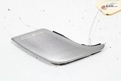 2020 - 2024 凯迪拉克 CT5 后门右上门扬声器格栅盖成型原始设备制造商 — 第 1/4 张图片