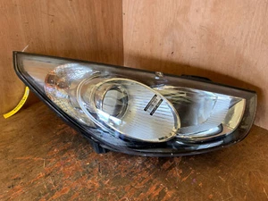 Hyundai iX35 Headlight Headlamp Drivers Right Off Side Halogen 2011-2015 - Picture 1 of 10