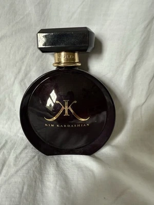 Kim Kardashian Gold de Kim Kardashian Eau De Parfum Spray 3,4 OZ para mujer Foto 1 de 4