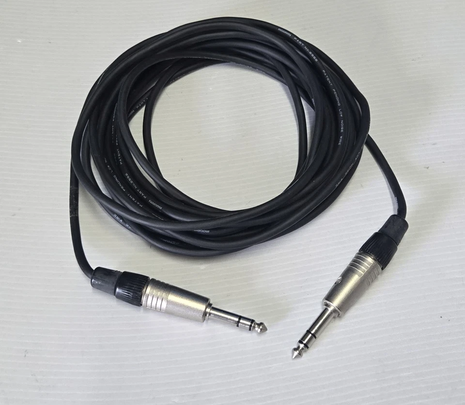 Cable de conexión de audio Mogami 2552 Neutrik 1/4" TRS a 1/4" TRS 20 pies Foto 1 de 1