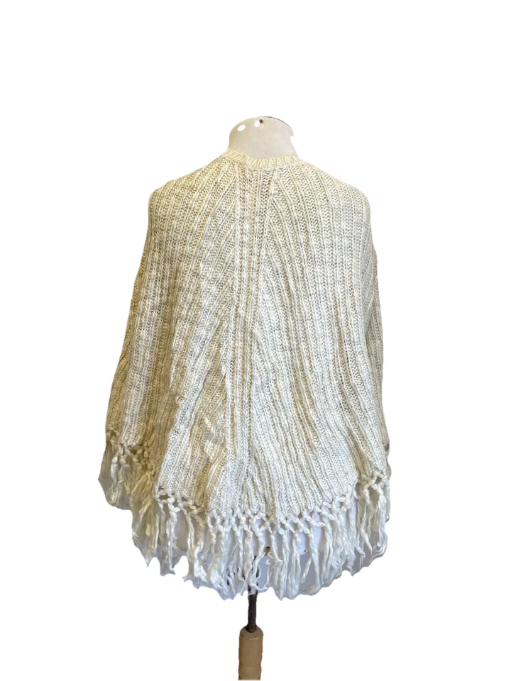Poncho Y6# Ralph Lauren LRL Tejido Flecos Capa Crema Mezcla Lana Para Mujer S/M Nuevo con Etiquetas Foto 1 de 4