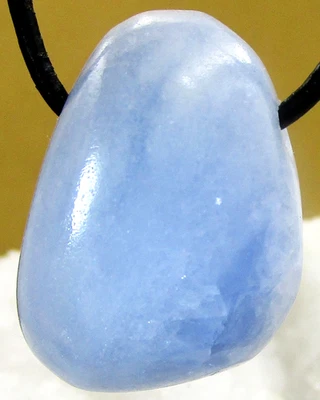 CALCIT BLAU    Trommelstein gebohrt   EDELSTEIN ANHÄNGER    Nr.15 - Bild 1 von 2