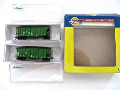 N Athearn 23469 Two Car Runner Pack Burlington Northern CF Covered Hoppers - Image 1 of 4