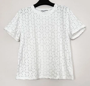 Zara Women’s Tonal Embroidered Eyelet Short Sleeve T-Shirt White Medium NWT - Picture 1 of 15