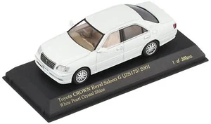 CARNEL 1/43 Toyota Crown Royal Saloon G 2001 White Pearl Crystal Shine - Picture 1 of 4