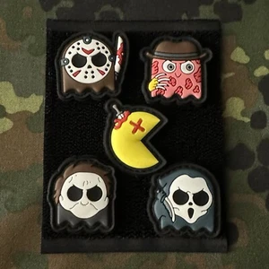 Pac Wars Horrorfilm 5 Aufnäher Set Haken hinten leuchtende Rangeraugen Halloween - Bild 1 von 7