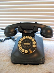 Pottery Barn Black Grand Push Button Dial Vintage Retro Style Black Corded Phone - Bild 1 von 12