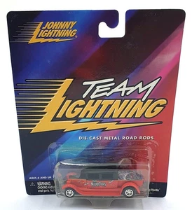 Johnny Lightning 1/64 Scale 154-01 The Munsters - Red/Black - Picture 1 of 5