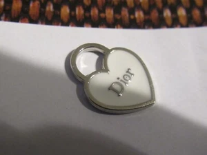 DIOR ZIP PULL Charm 14x17MM BLANCO, tono plata, botones ESTO ES PARA 1 pieza - Imagen 1 de 4