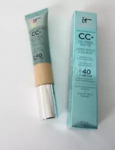 IT Cosmetics CC+ Cream Natural Matte Foundation with SPF 40 Medium -32ml - Picture 1 of 1