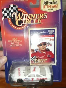 1997 Winners Circle 1:64 Diecast NASCAR Jeff Gordon Baby Ruth Ford T Bird #1 NEU - Bild 1 von 1