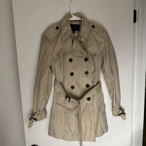 Banana Republic Damen hellbraun Trenchcoat Gürtel zweireihig Größe Extra Small - Bild 1 von 5