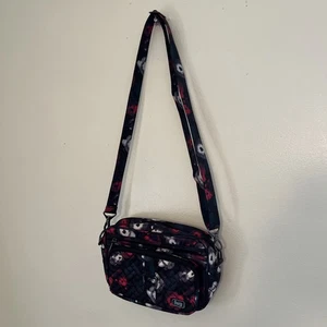 Bandolera Lug RFID Convertible - Carrusel XL 2, Flor Silvestre Negra - Imagen 1 de 8