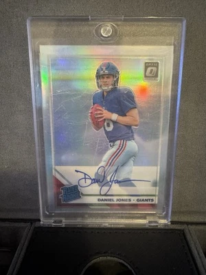 2019 Donruss Optic Daniel Jones Rated Rookie Auto Holo RC #/99 Giants - Imagem 1 de 4