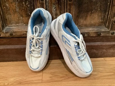 Curves Avon Womens White Blue Lace Up Toning Walking Athletic Shoes Sz 9 - Image 1 of 4
