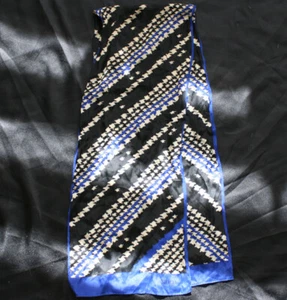 Vintage BILL BLASS Seidenschal mit Hahnentrittmuster länglich blau/schwarz - Bild 1 von 3