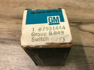 Interruptor de control del compresor de aire acondicionado GM 1976-1975 CHEVROLET VEGA MONZA NOS 7931444 Foto 1 de 2