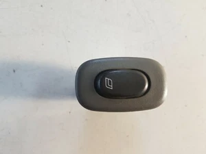 Saab 9-5 Familiar ´00 YS3E 2.0T Elevalunas Interruptor Trasero Derecha 4927547 - Imagen 1 de 7