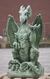 DRACHENFIGUR aus STEIN mit HANDHALTUNG für eine KERZE FROSTFEST DRACHE PO-1789 - Bild 1 von 6