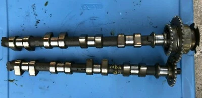 1998 1999 2000 2001 2002 BMW 540i E39 M62 4.4 CONJUNTO DE EIXO DE COMANDO CABEÇA DIREITA - Imagem 1 de 4