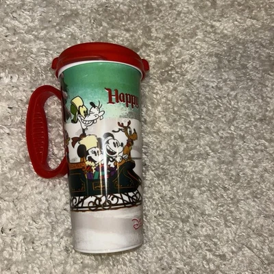 Новая кофейная чашка/кружка с крышкой Mickey Mouse Walt Disney World Happy Holidays 2019 - Изображение 1 из 3