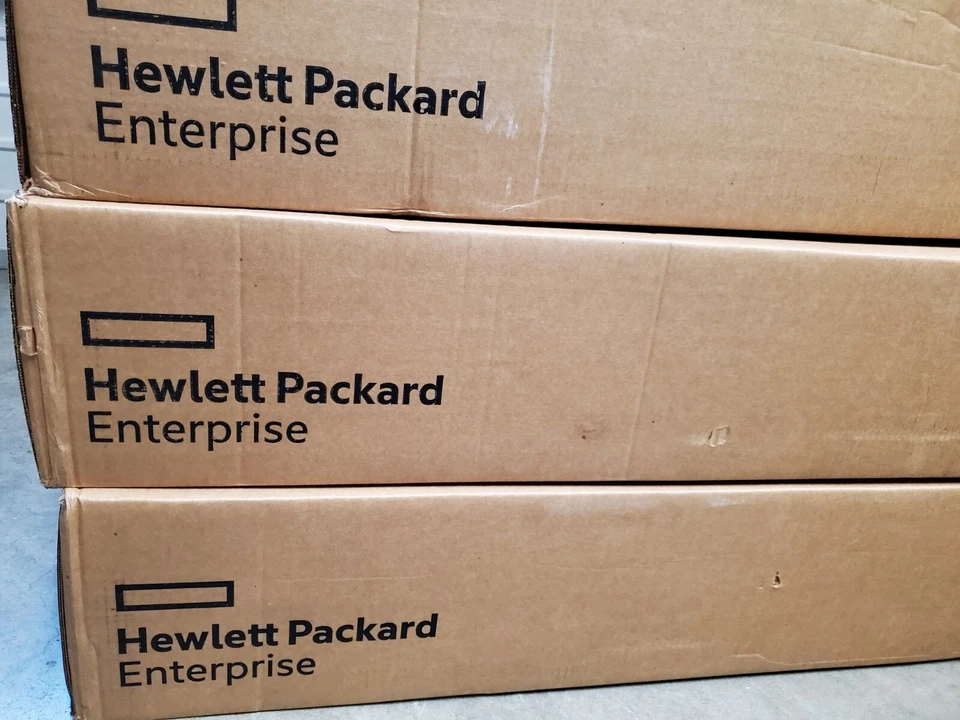 HPE ProLiant DL380 Gen10 Xeon 4210R 32GB P408i-a NC 8xSFF 800W Server P24841-B21 - Image 1 of 1