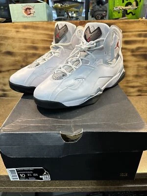 Jordan True Flight Talla 10 Blanco/Gris Rojo-Negro-Gris Lobo Foto 1 de 4