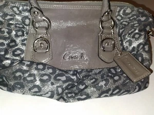 Coach Ashley Signature Optic Glitter Silver Ocelot Leopard Handtasche Schultertasche - Bild 1 von 9