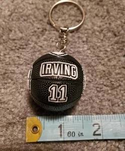 3D MINI BASKETBALL KEYCHAINS, SPORT KEYCHAIN KYRIE IRVING - Picture 1 of 2
