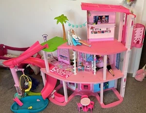Barbie Traumvilla - Bild 1 von 2