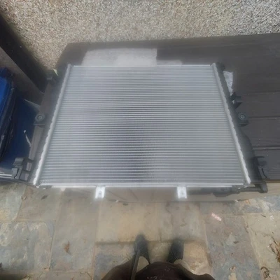 Radiator - Image 1 of 3