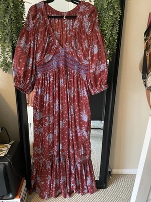 Free People Women's Red Floral Dress Sze Large Puff Sleeve Ruched Bust W Pockets - Image 1 of 4