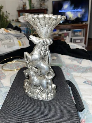 Candelabro Author Court de aluminio y aleación. Caballos salvajes Foto 1 de 4