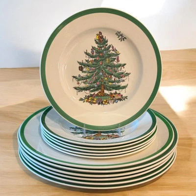 Spode Christmas Tree 6 Dinner Plates & 6 Salad Plates England Old & New Marks - Image 1 of 4