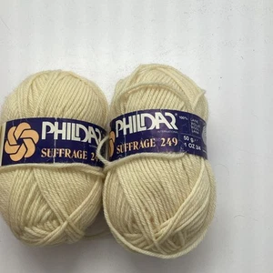 2 Skeins 100% Vintage Pure Wool Phlidar Syffrage 249 cream 1 oz Skeins - Picture 1 of 6