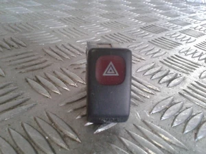 Bouton warning - VW VOLKSWAGEN Golf II (2) de 01/1984 à 06/1992 - Picture 1 of 3