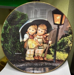 M.J. Hummel Plate "Stormy Weather" - Picture 1 of 4