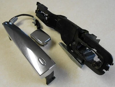 Genuine 2009-2014 Nissan Maxima Front Right Exterior Door Handle Assy 806409N00A - Image 1 of 3