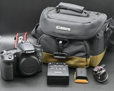 Canon EOS 70D Kamera 5.471 Auslösungen / #1922 / Zustand: GUT - Bild 1 von 4