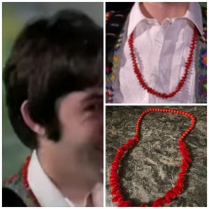 Psychedelic Paul MCcartney Hello Goodbye Necklace Charm - Picture 1 of 2