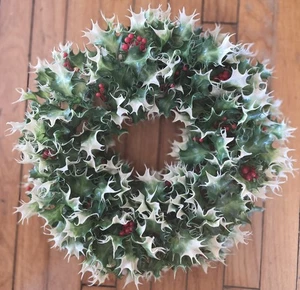 Vintage Kunststoff Stechpalme & Beeren Kranz 16" dick und voll  - Bild 1 von 9