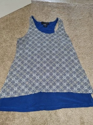 Camiseta sin mangas Kardashian Kollection en contraste para mujer talla L azul azulejo camisa alta baja Foto 1 de 4