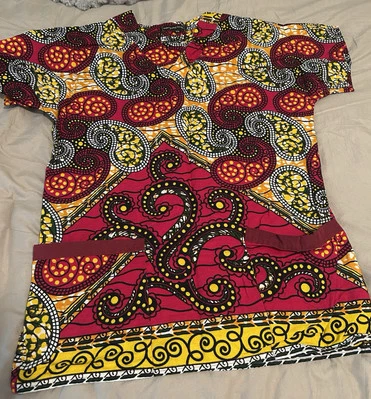 Underground Scrubs Colorful Print Scrub Top Size XS - Image 1 of 4