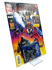 Batman Death Metal 1 with Collector Cards and Minifig Series - Dark Knight/ RARE - Bild 1 von 4