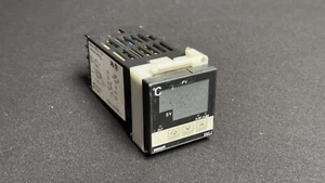 Omron E5CJ-C2 Temperature Controller - Picture 1 of 5