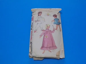 De Colección Años 50 Simplicidad Costura Patrón 1824 Niñas Pijama Camisón Bragas Talla 4 - Imagen 1 de 3