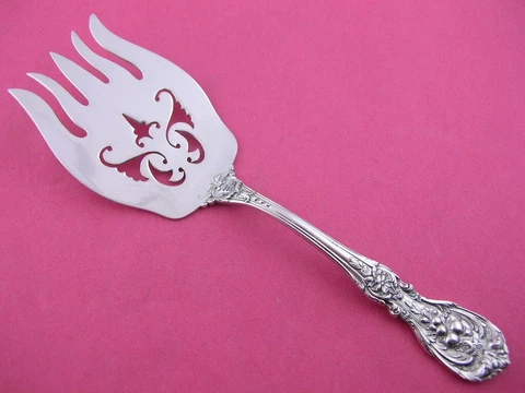 Rare Sterling REED & BARTON pierced Sardine Serving Fork FRANCIS I ~no mono Cover