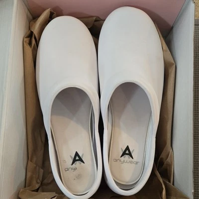Zuecos cómodos profesionales unisex ANYWEAR blancos talla 8/mujer 10 Foto 1 de 2
